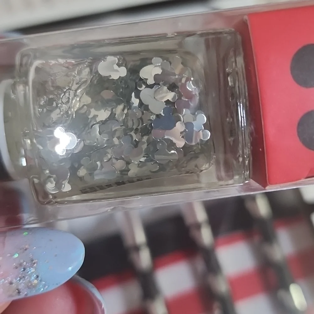 Disney Mickey Mouse Limited Edition Make Up 2018 Collection